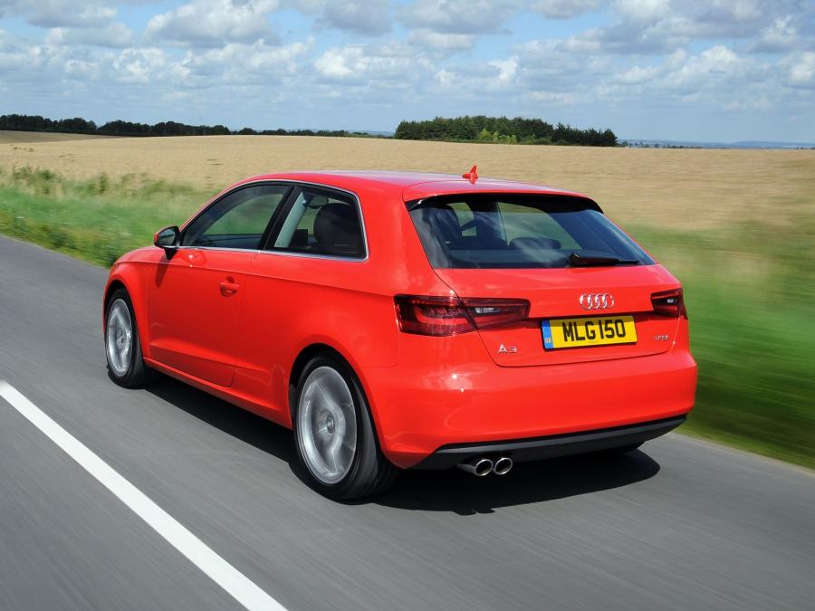 Audi A3 1.8T (8V) 2012 года  (UK) (фото 3 из 30)